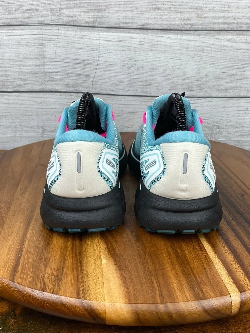 Brooks Ghost 14 South Beach Blue Pink Running Shoe 1203561B141 Women’s Size 7.5